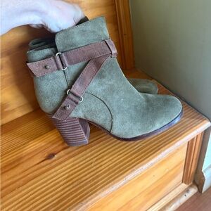 Gianni Bini Khaki and Brown Heeled Boots